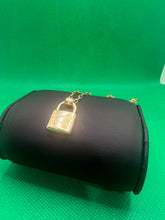Load image into Gallery viewer, 18 Lock Necklace “18mm”
