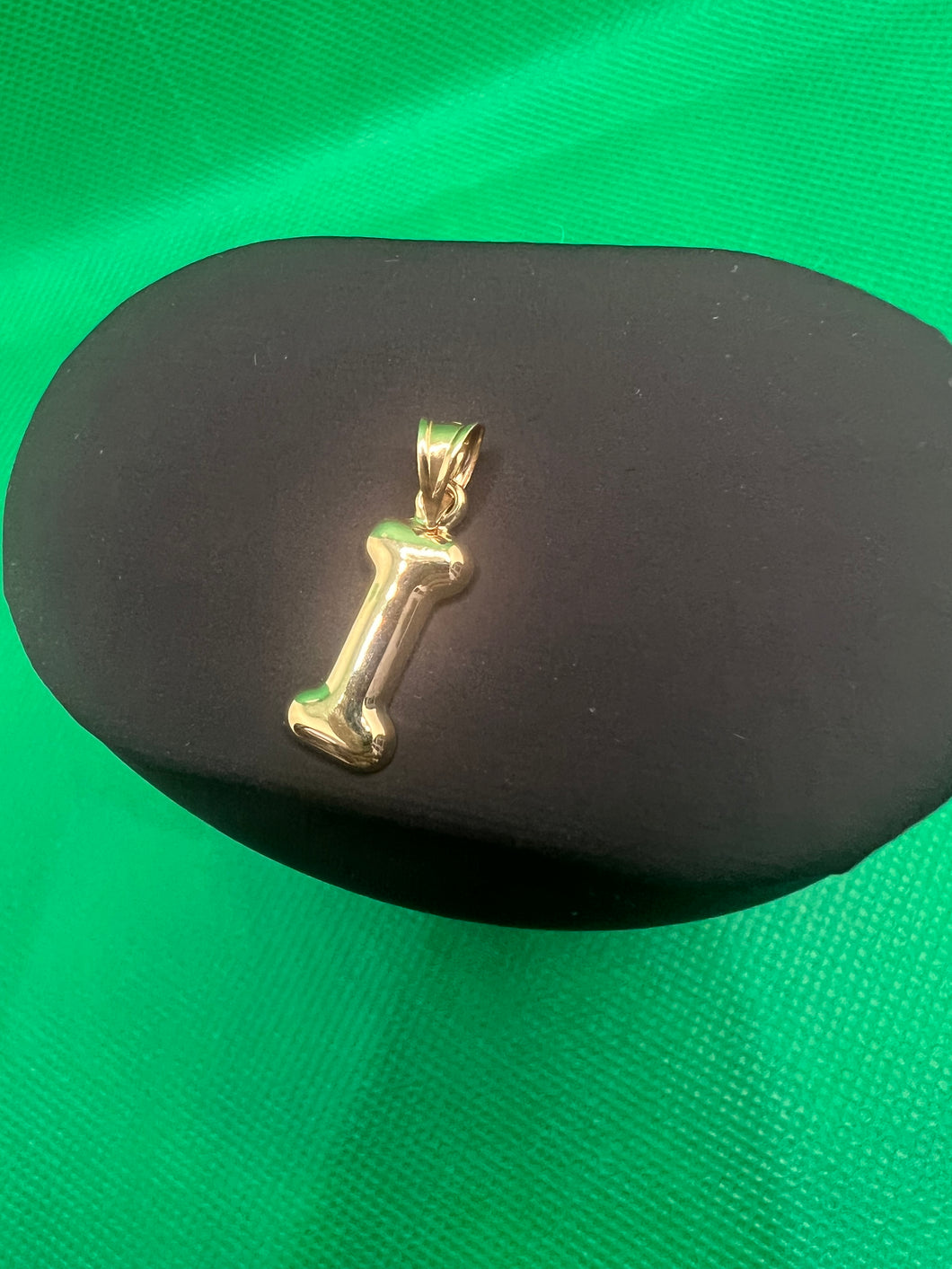 18K Alphabet Letter “I”