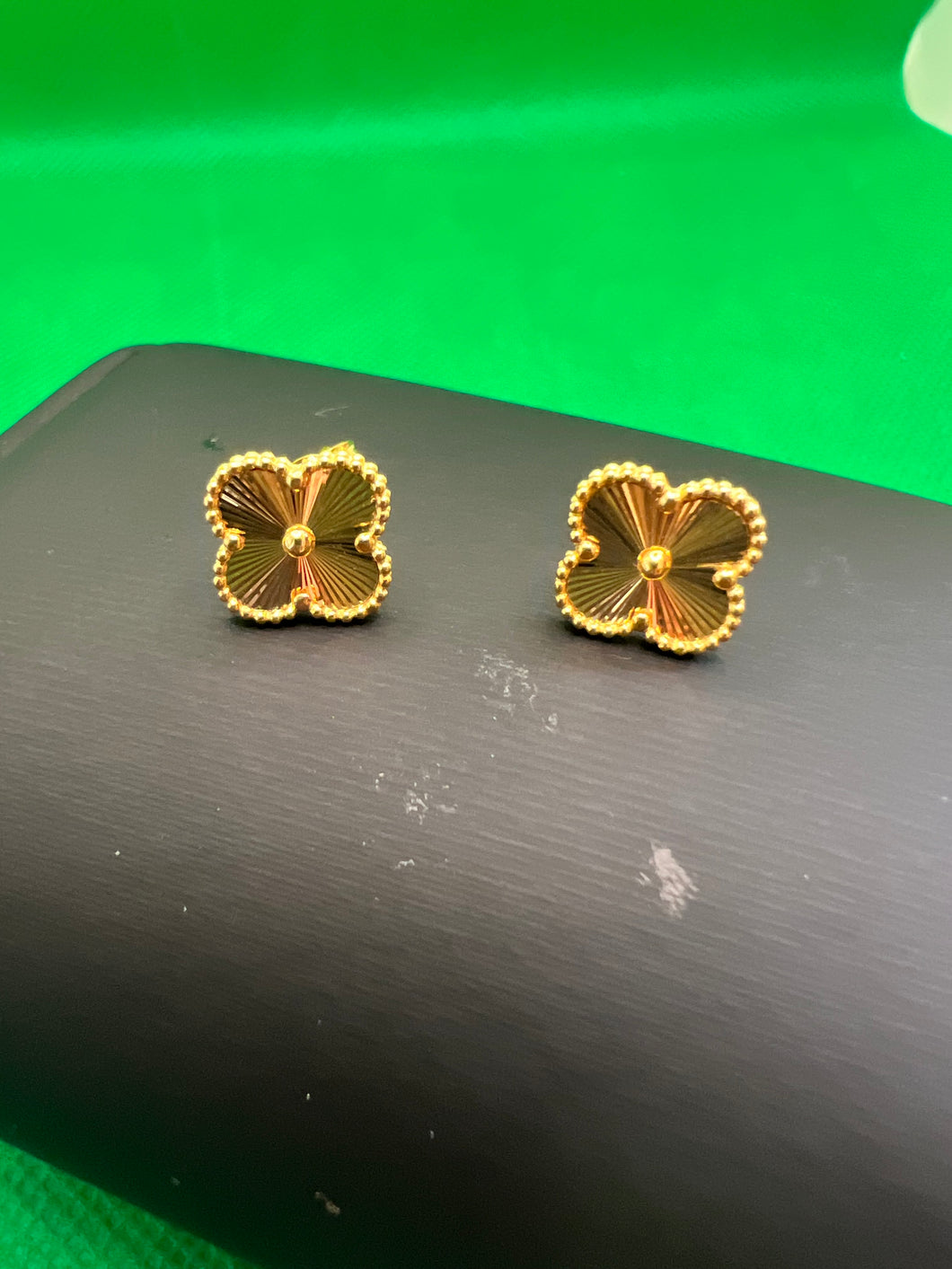 21K Flower Clover Earrings