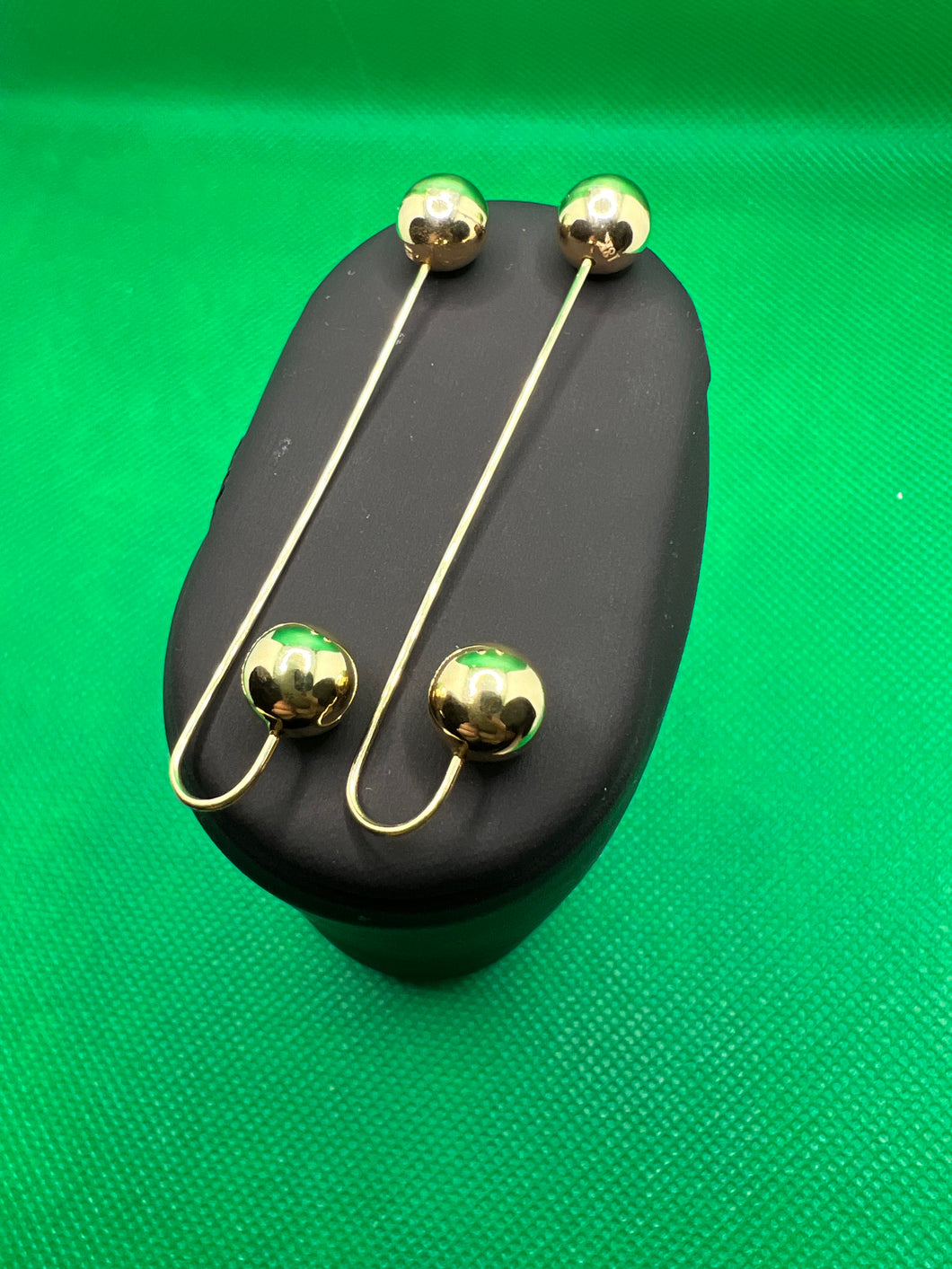 18K Ball D Earrings