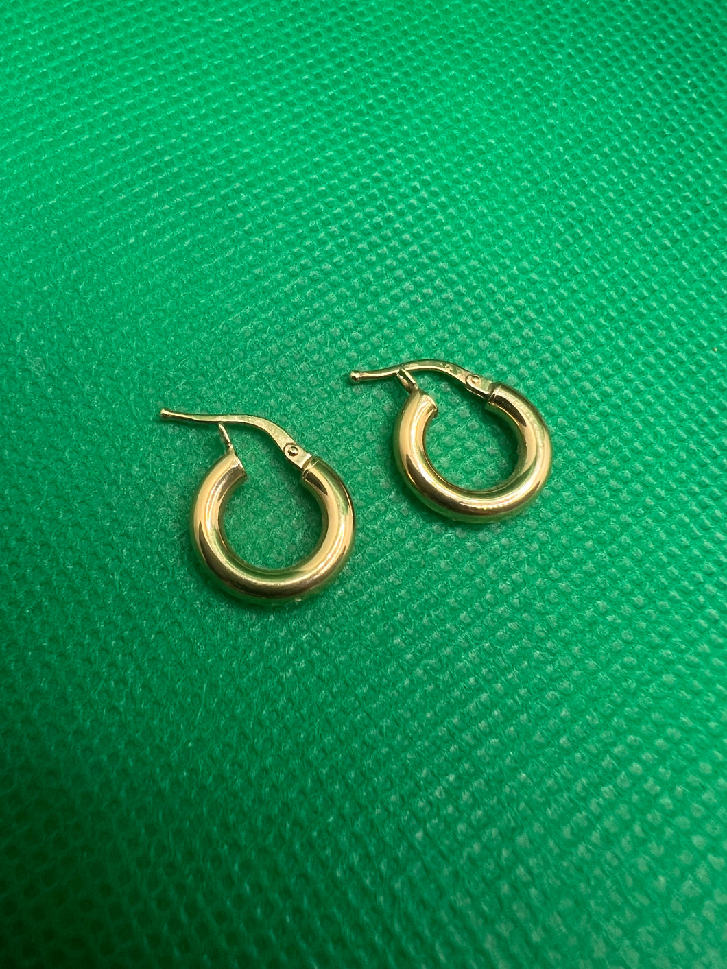 18K Mini loop earrings