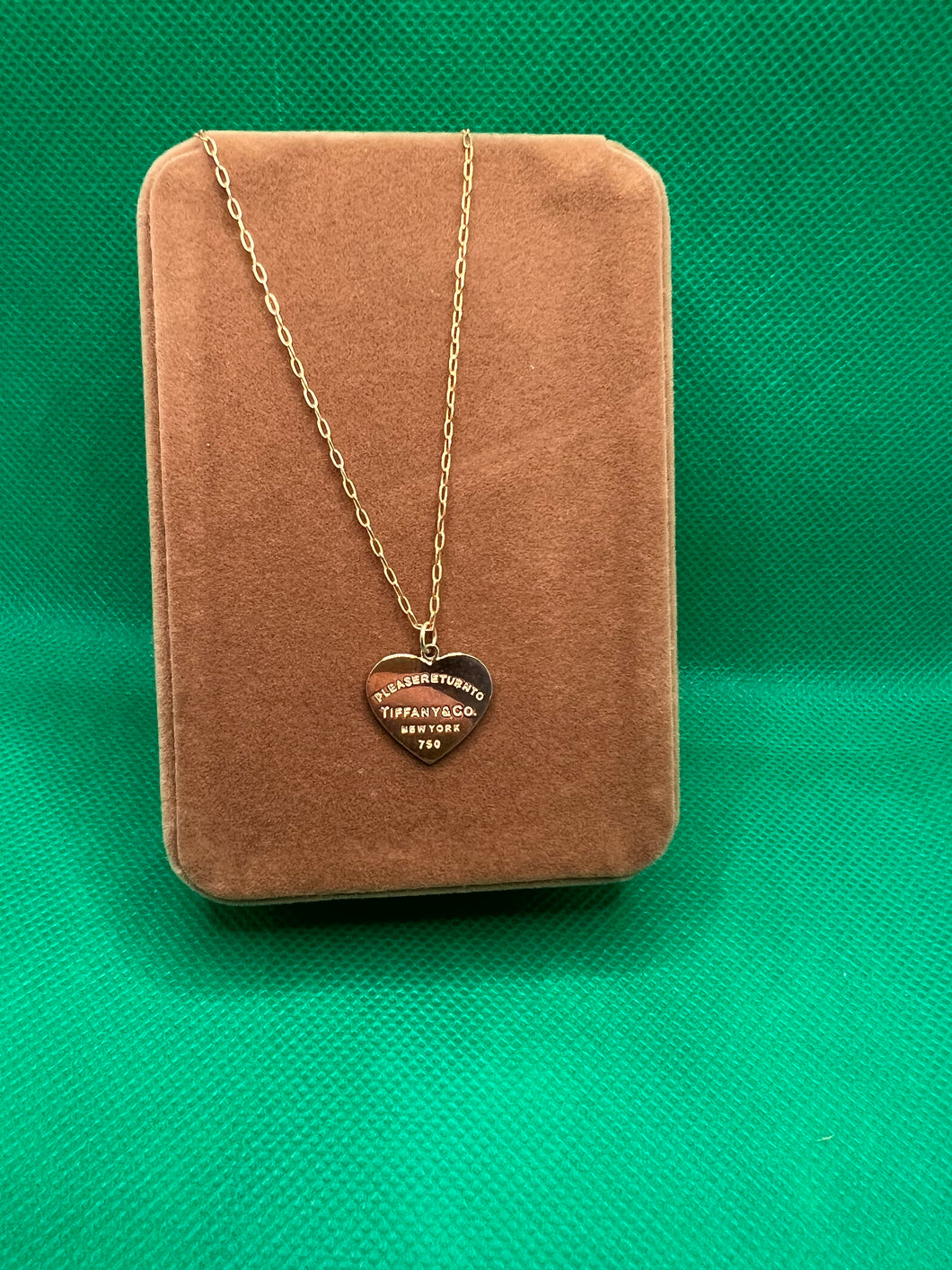 18K Heart TNecklace