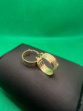 Load image into Gallery viewer, 18K Huggie Shine Design
