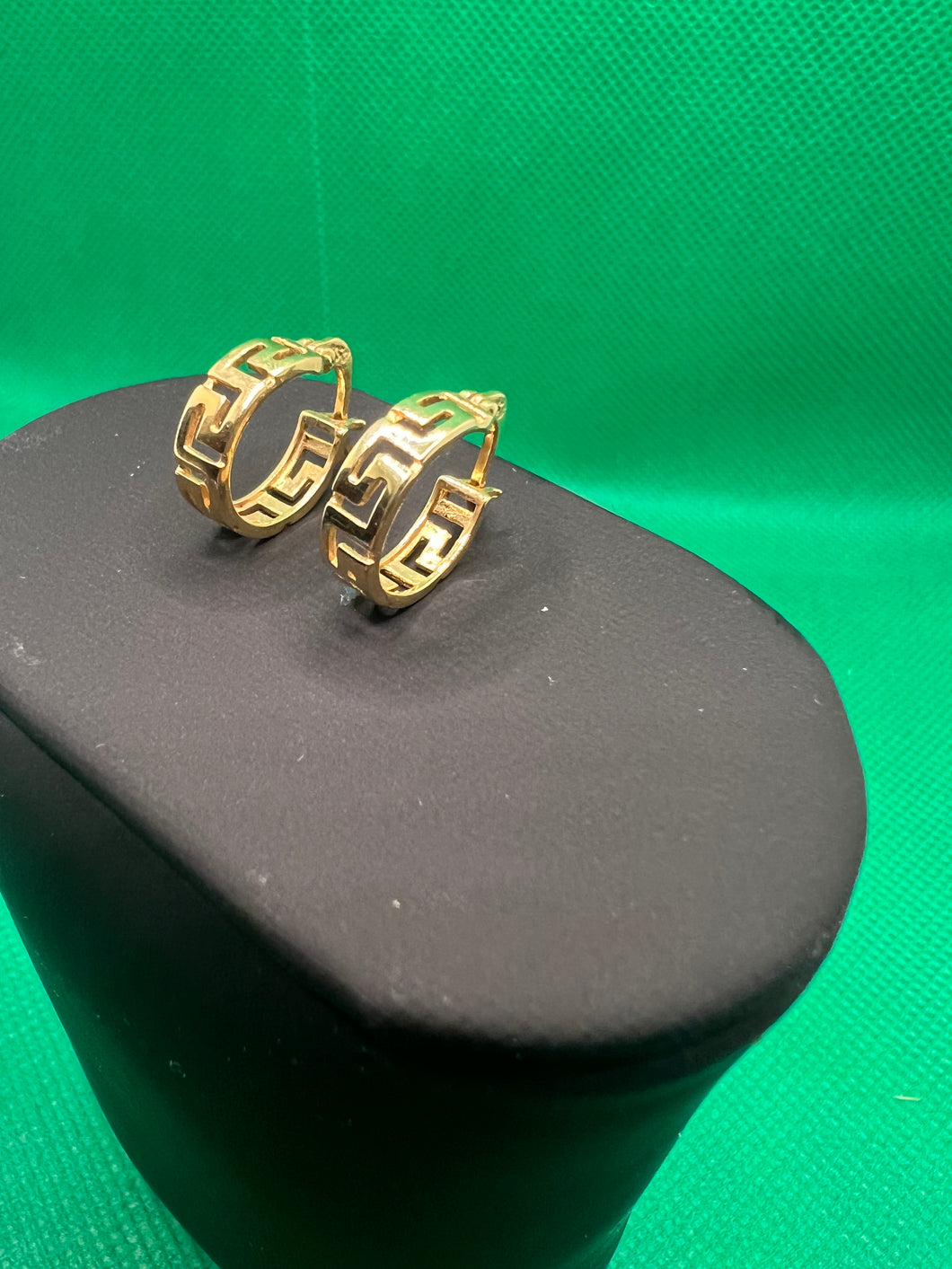 18K Loop Embossed Design Earrings