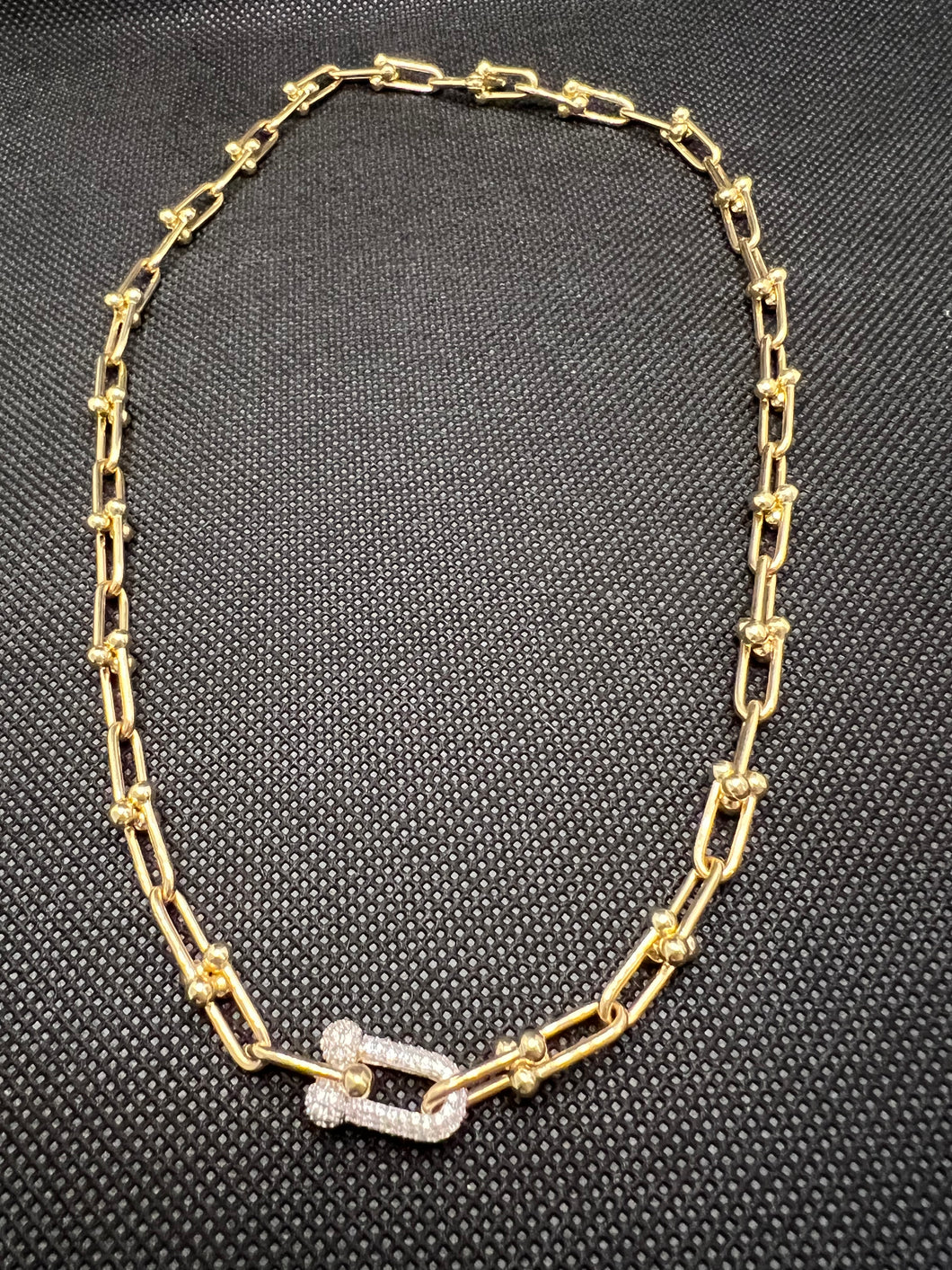 18K Link Necklace with Stone