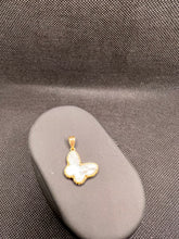 Load image into Gallery viewer, 18K Butterfly Pendant in Mother of Pearl
