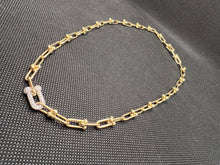 Load image into Gallery viewer, 18K Link Necklace with Stone
