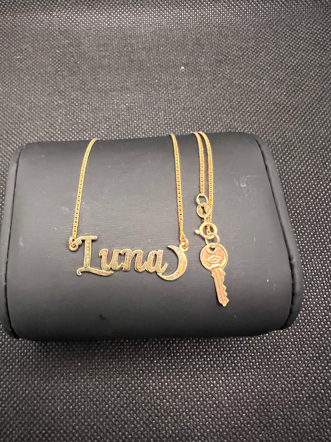 18K Customized “Luna” name