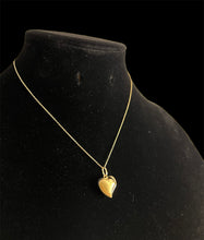 Load image into Gallery viewer, 18K Heart Necklace
