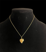 Load image into Gallery viewer, 18K Heart Necklace
